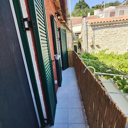 Ranias Lakka (Paxos)